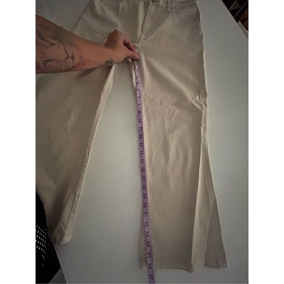 Joie Stretch Flat Front Relaxed Fit Bootcut Jeans Beige Denim Light Wash Size 6 - Picture 14 of 14
